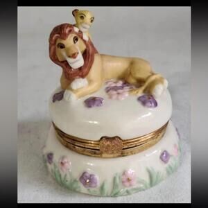 Rare Lenox lion king trinket box disney
